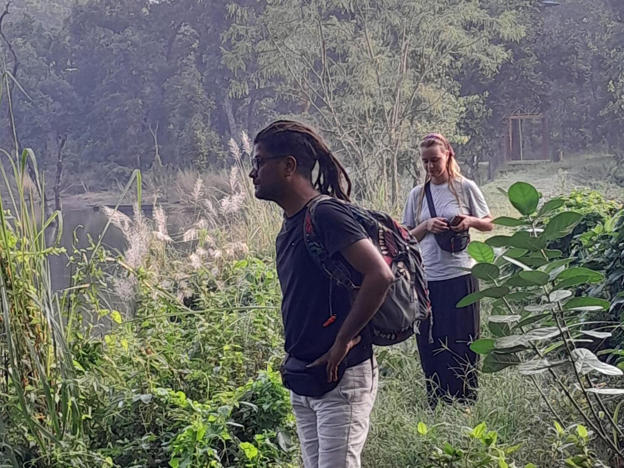Hotel Crocodile Safari Camp Chitwan Exterior foto